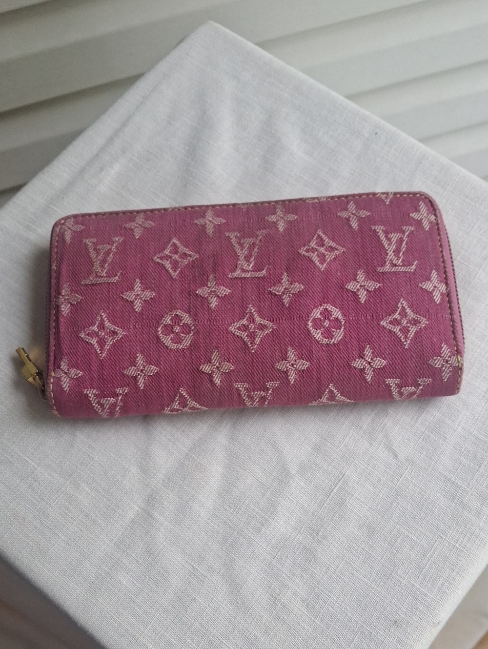 Louis Vuitton Pink Monogram Zipper Wallet